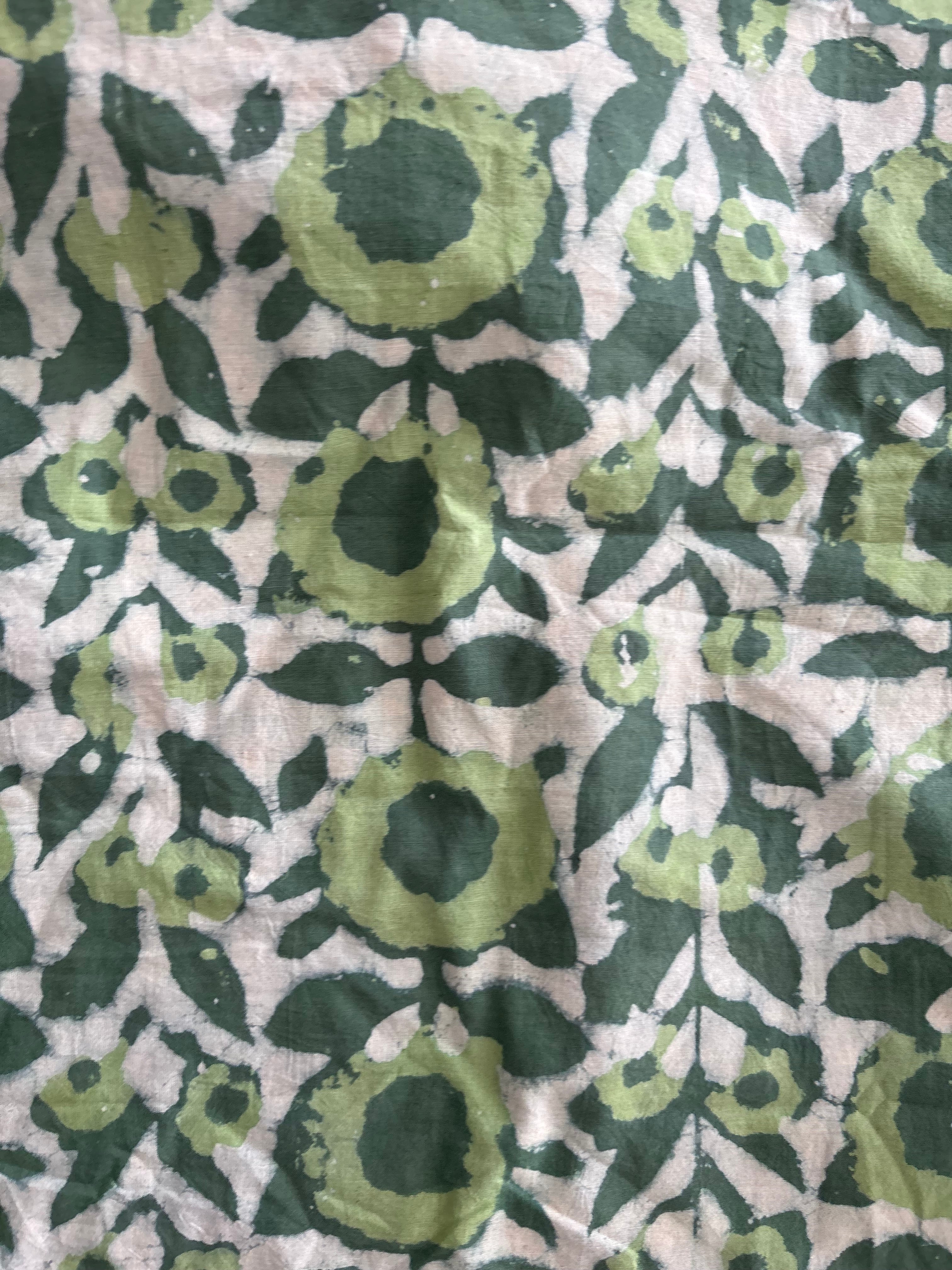 1 Metre Hand Block Printed Dye Geometric flower Pattern Fabric from Jaipur, India