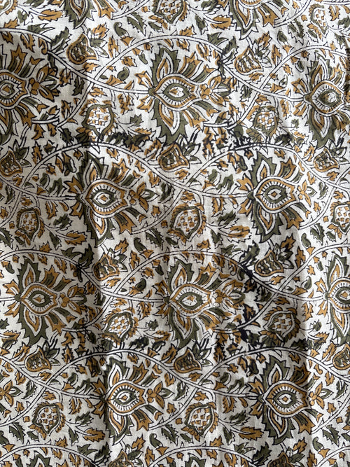1 Metre Hand Block Printed Dye Geometric flower Pattern Fabric from Jaipur, India