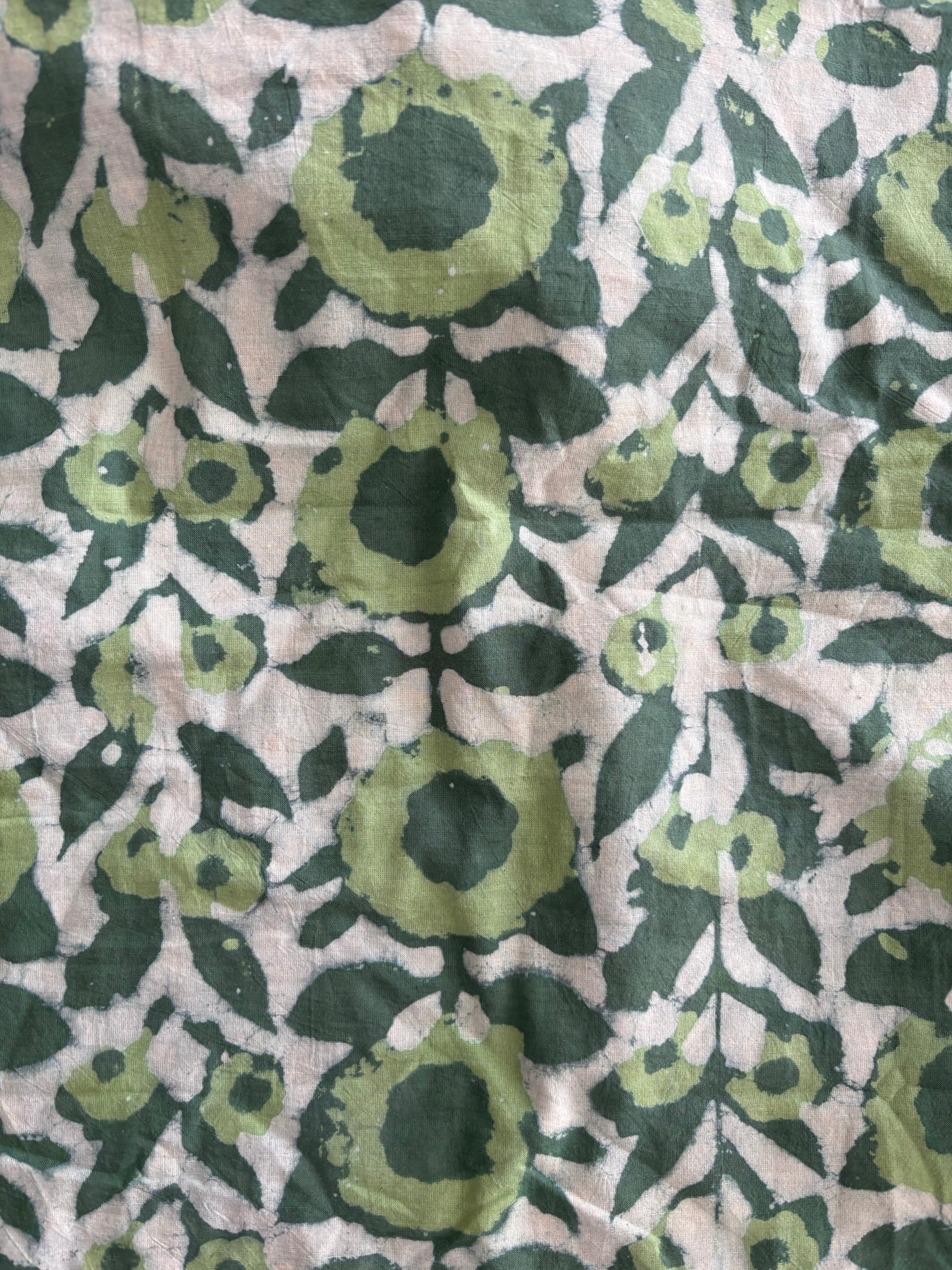 1 Metre Hand Block Printed Dye Geometric flower Pattern Fabric from Jaipur, India