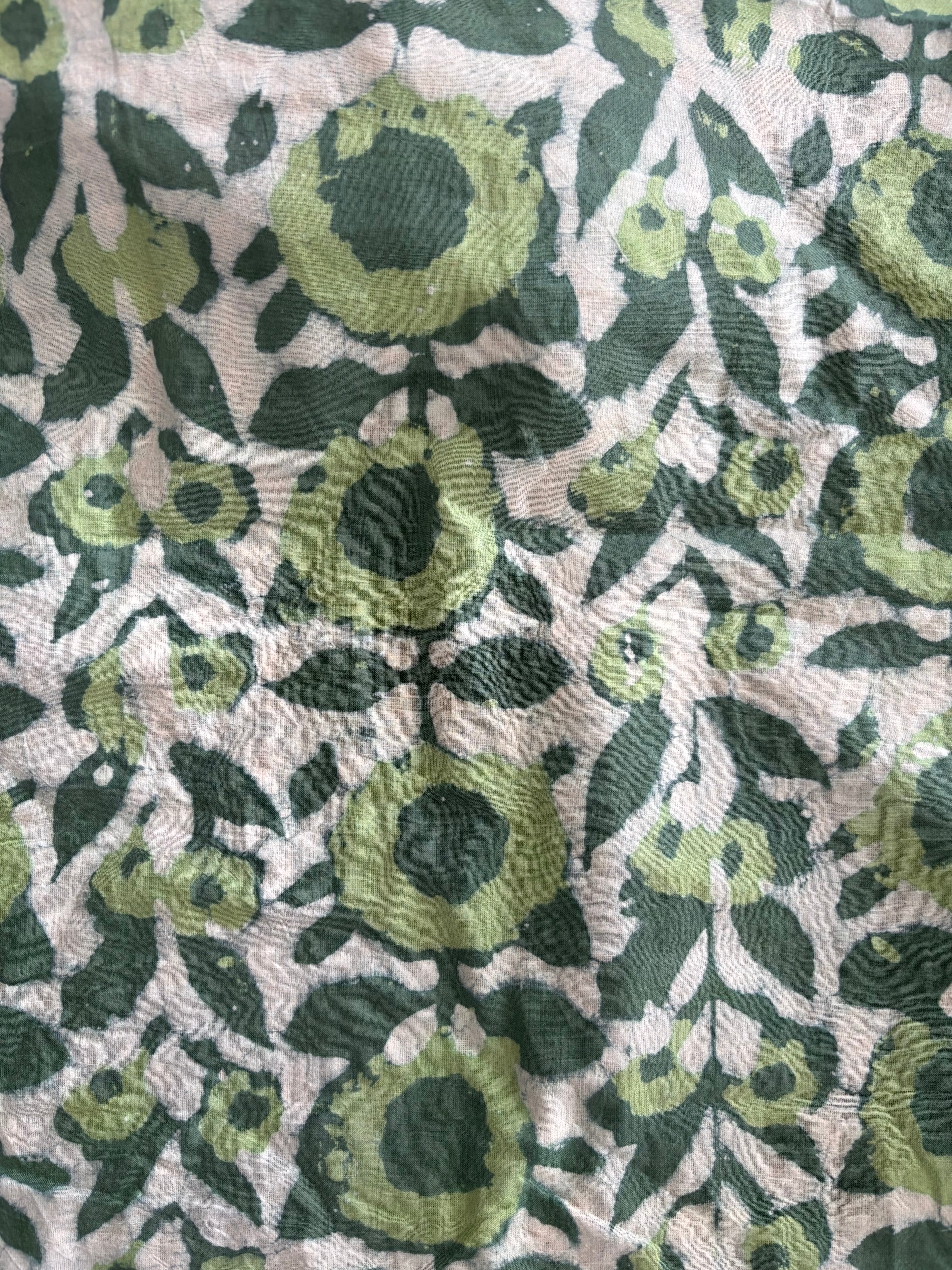 1 Metre Hand Block Printed Dye Geometric flower Pattern Fabric from Jaipur, India