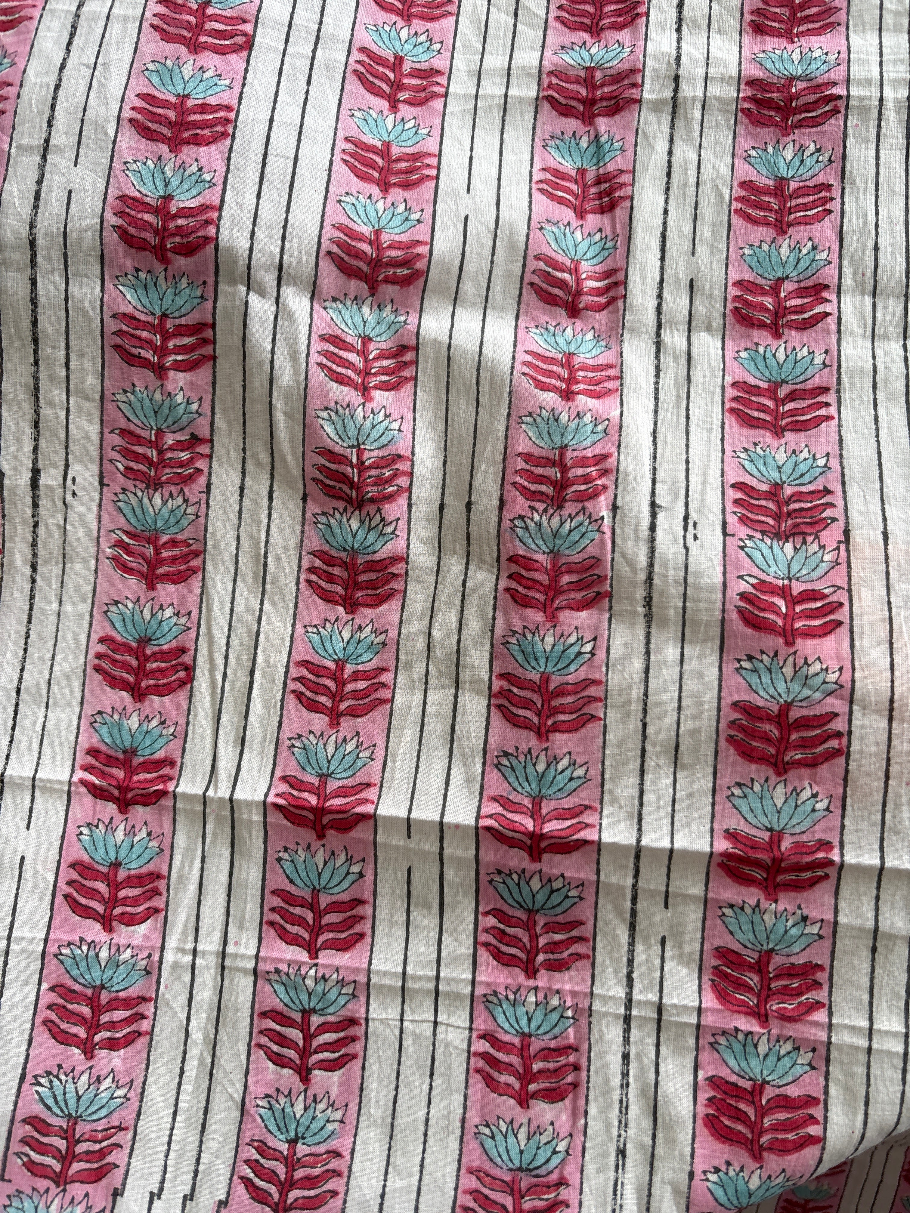 1 Metre Hand Block Printed Dye Geometric pink flower Pattern Fabric from Jaipur, India