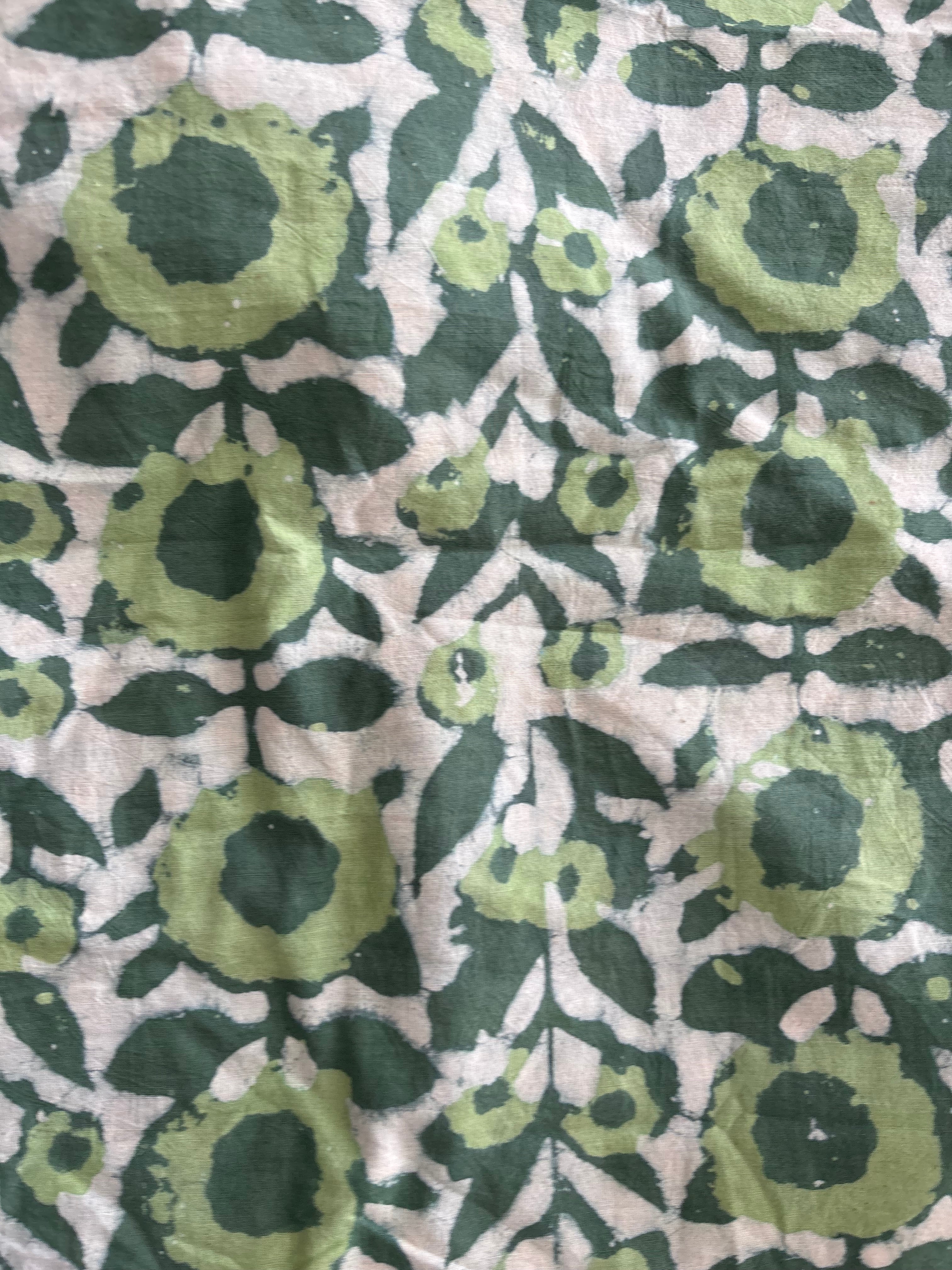 1 Metre Hand Block Printed Dye Geometric flower Pattern Fabric from Jaipur, India